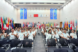 架设大运会国际沟通桥梁 伟德国际1946国际助力代表团提高赛事体验